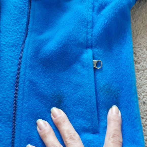 Fleece - Picture 6 of 6